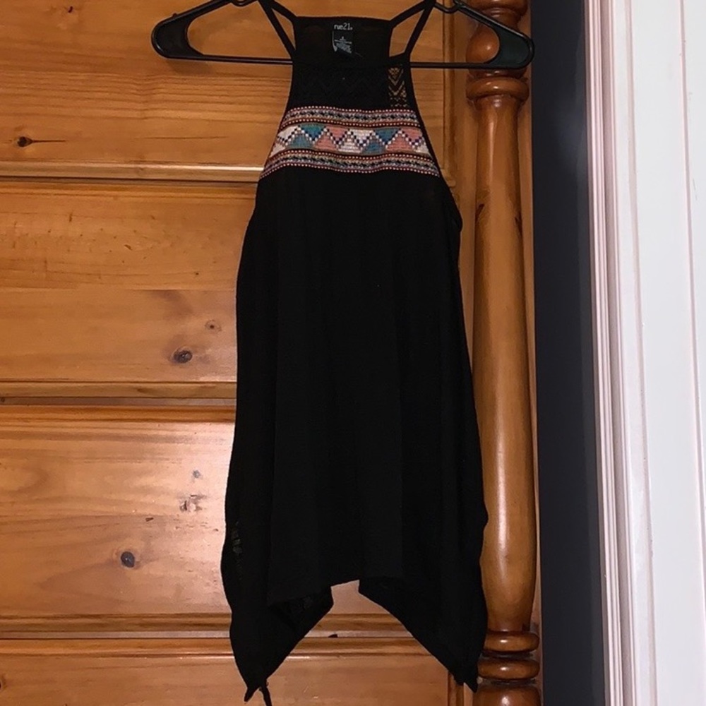 Flowy Pattern Tank Top